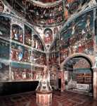 Giusto de' Menabuoi. View on wall frescoes from the southwest.